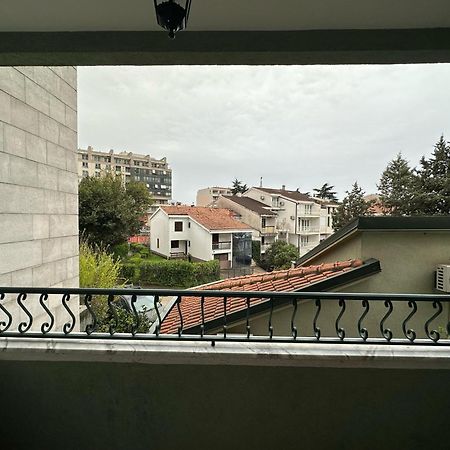 Apartments Krapina Lux บุดวา ภายนอก รูปภาพ