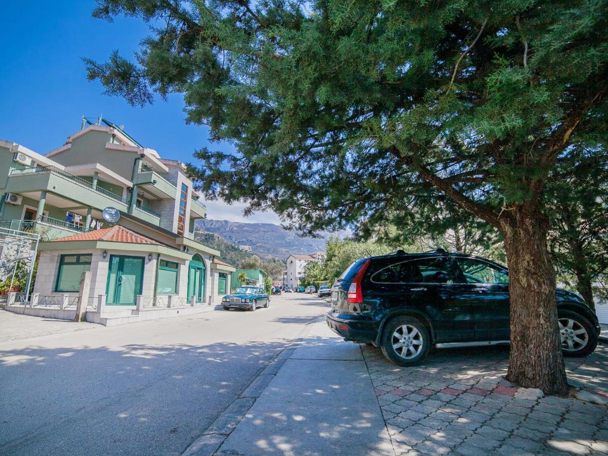 Apartments Krapina Lux บุดวา ภายนอก รูปภาพ
