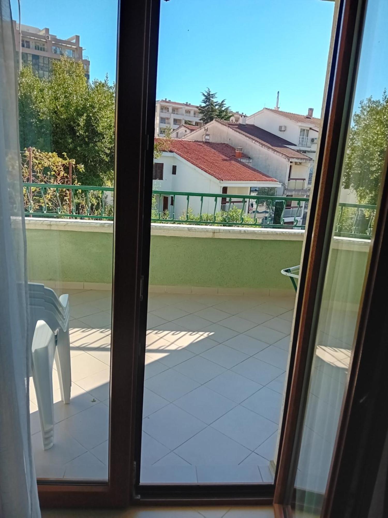 Apartments Krapina Lux บุดวา ภายนอก รูปภาพ