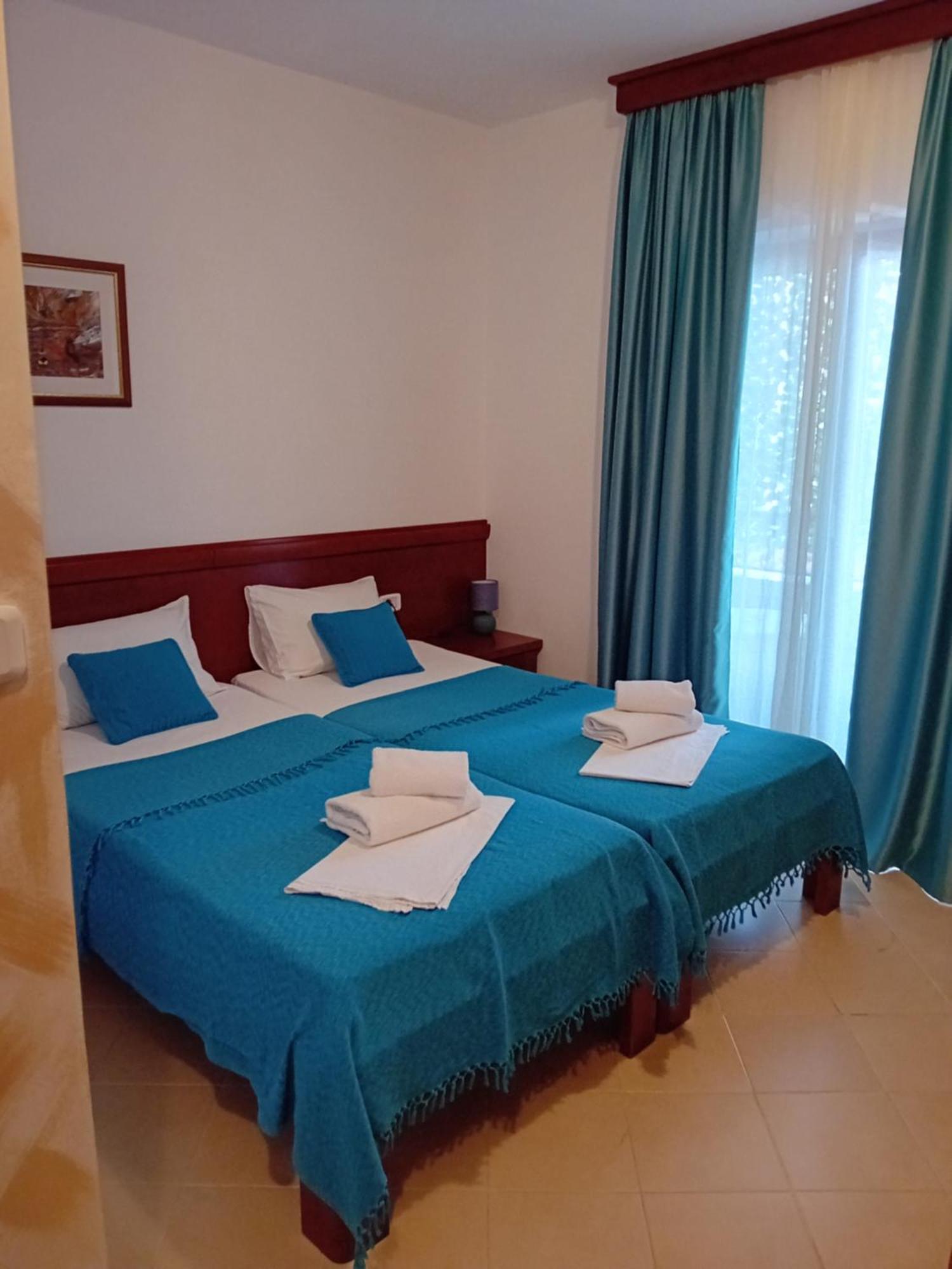 Apartments Krapina Lux บุดวา ภายนอก รูปภาพ