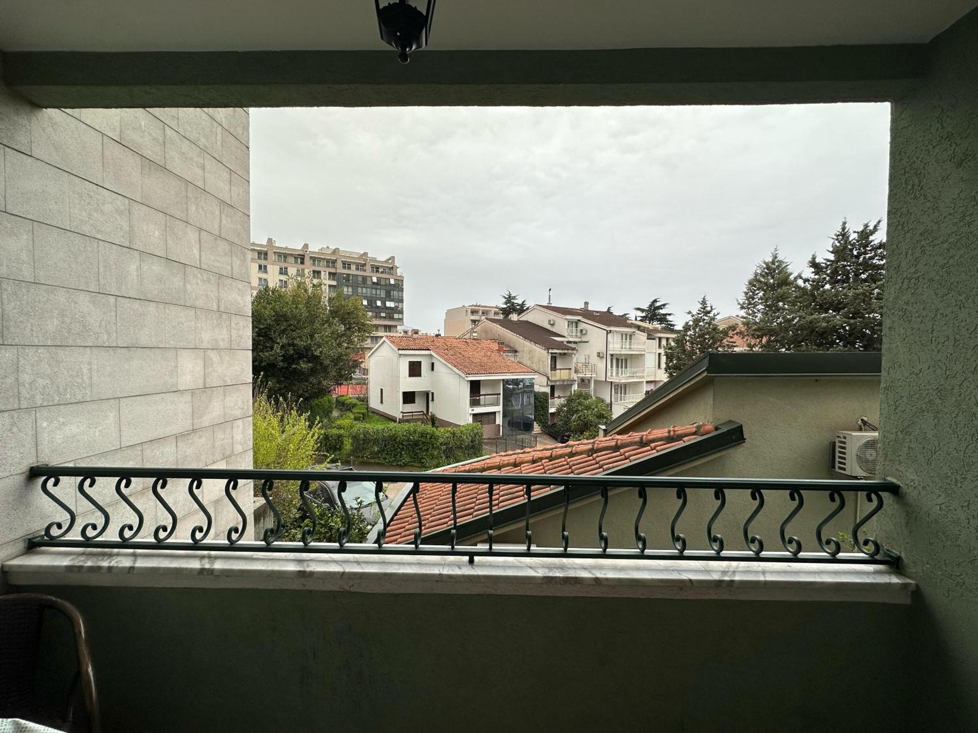 Apartments Krapina Lux บุดวา ภายนอก รูปภาพ